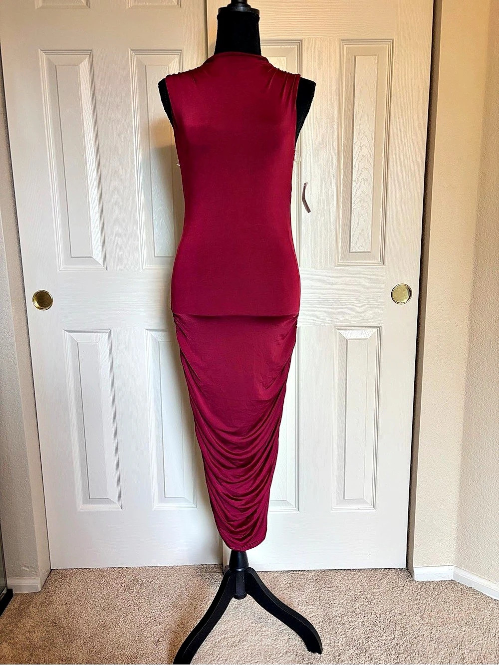 Windsor Women's Burgundy Solid Mock Neck Sleeveless Ruched Stretch Dress S - NWT